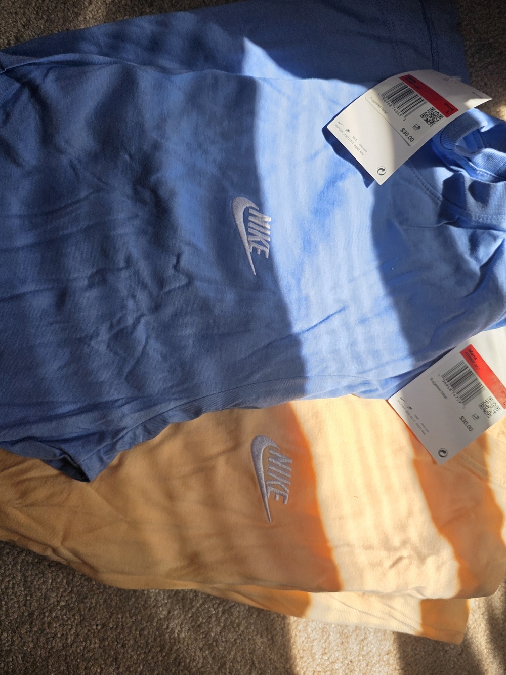 Nike short sleeve tees - Size Large